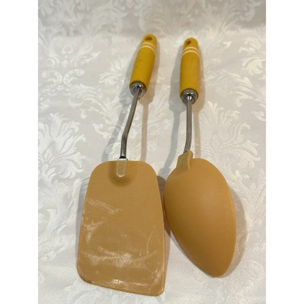 Paula Deen spatula‎ solid slotted spoon. flexible silicone stainless steel shaft